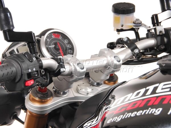 SW MOTECH POSUNUTIE RIADIDIEL 28 MM ZVÝŠENIE O 30 MM